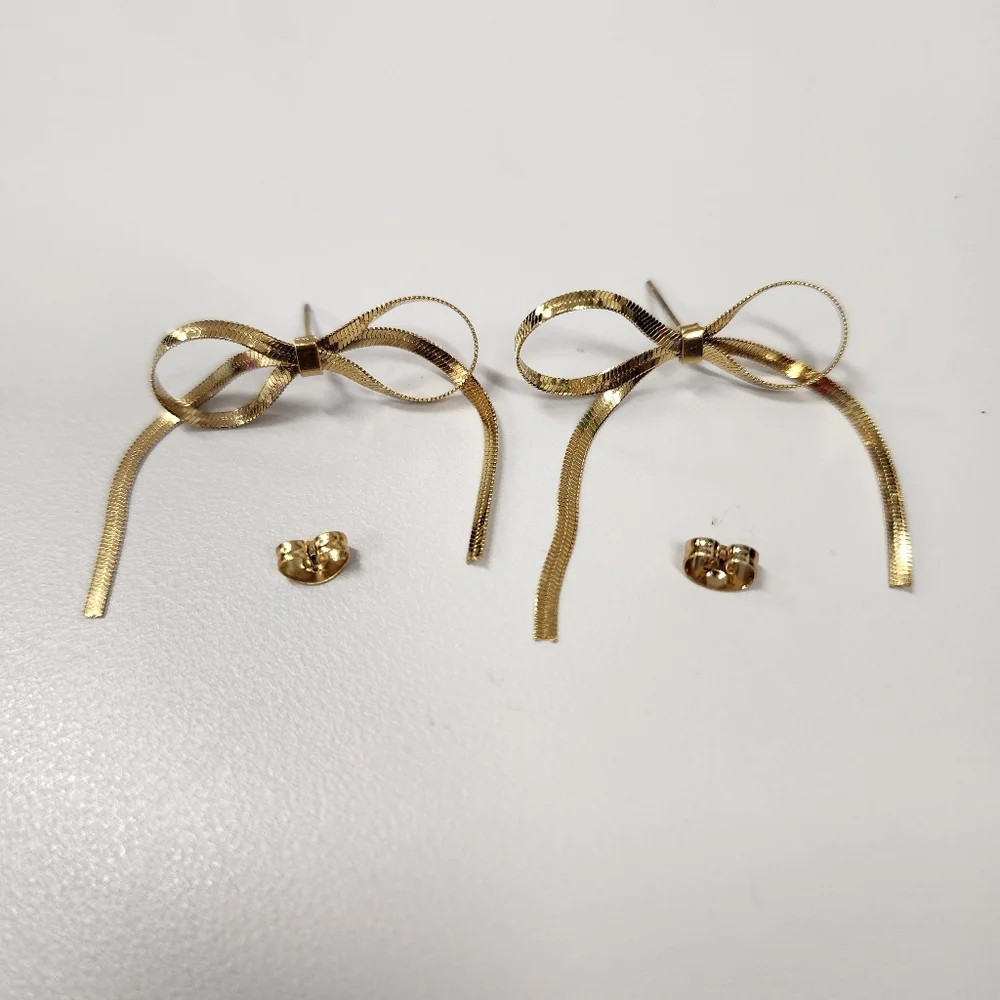 Bow Earrings Gold-tone Dainty Herringbone Snake Drop Chic